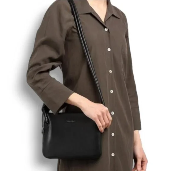 Calvin Klein Roped Recycled Crossbody Bag in Black & Silver BNWT - Picture 13 of 16